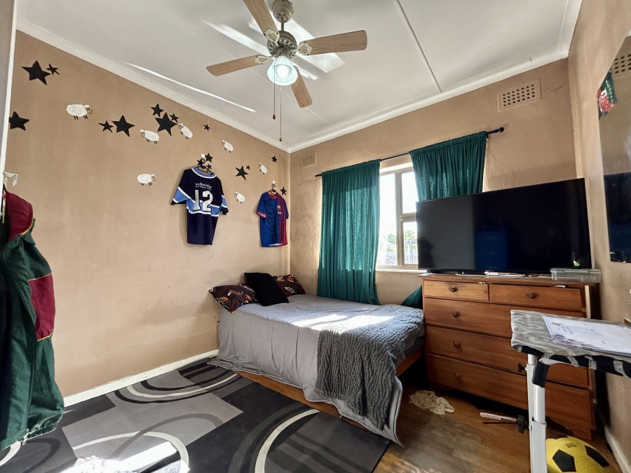 2 Bedroom Property for Sale in Fairfield Estate Western Cape